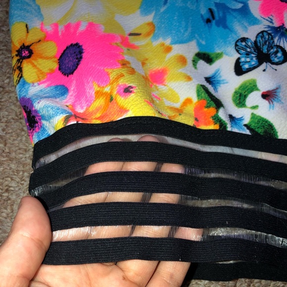 Crop-top for summer!! - Picture 2 of 5